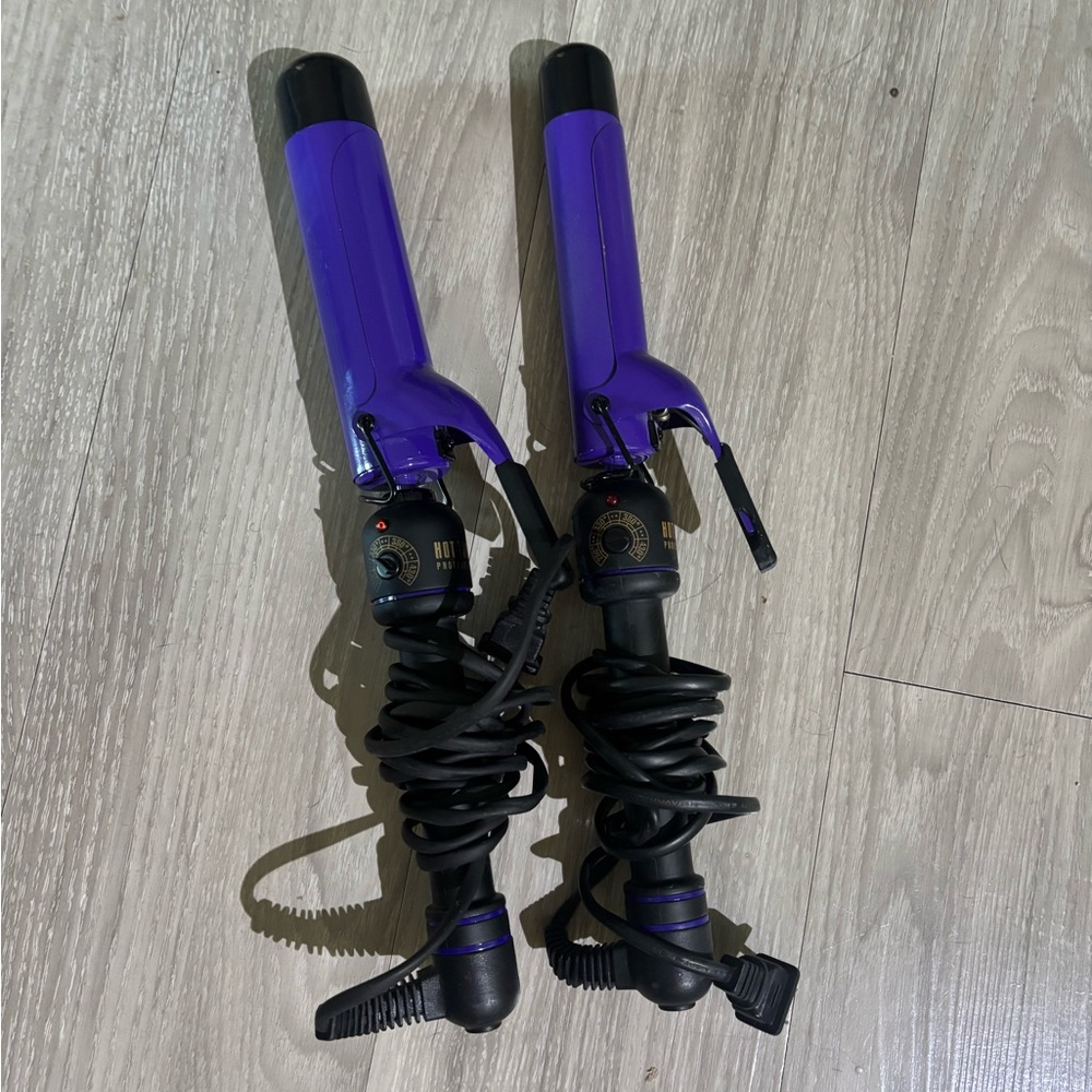 Hot Tools Professional Curling Iron Wands
1 1/2” and 1 1/4”